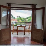 Capung Cottages