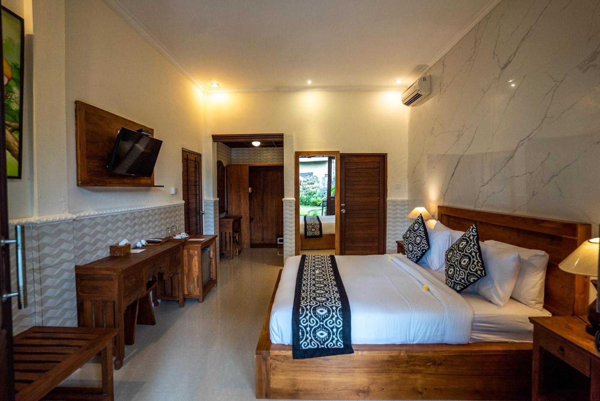 Capung * Ubud